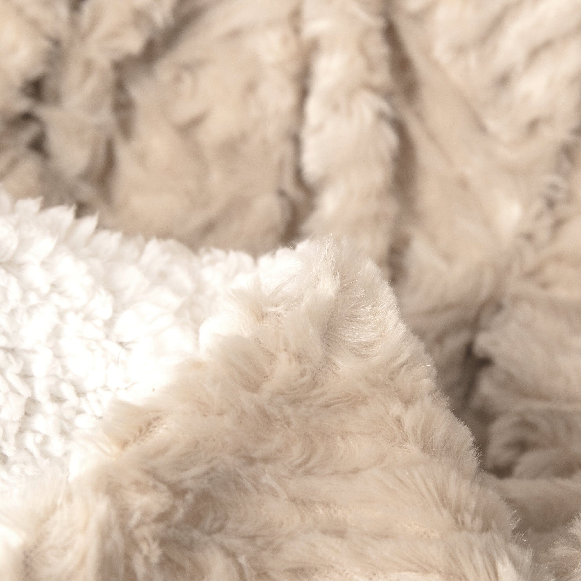 Champagne Ivory Faux Fur Throw Blanket
