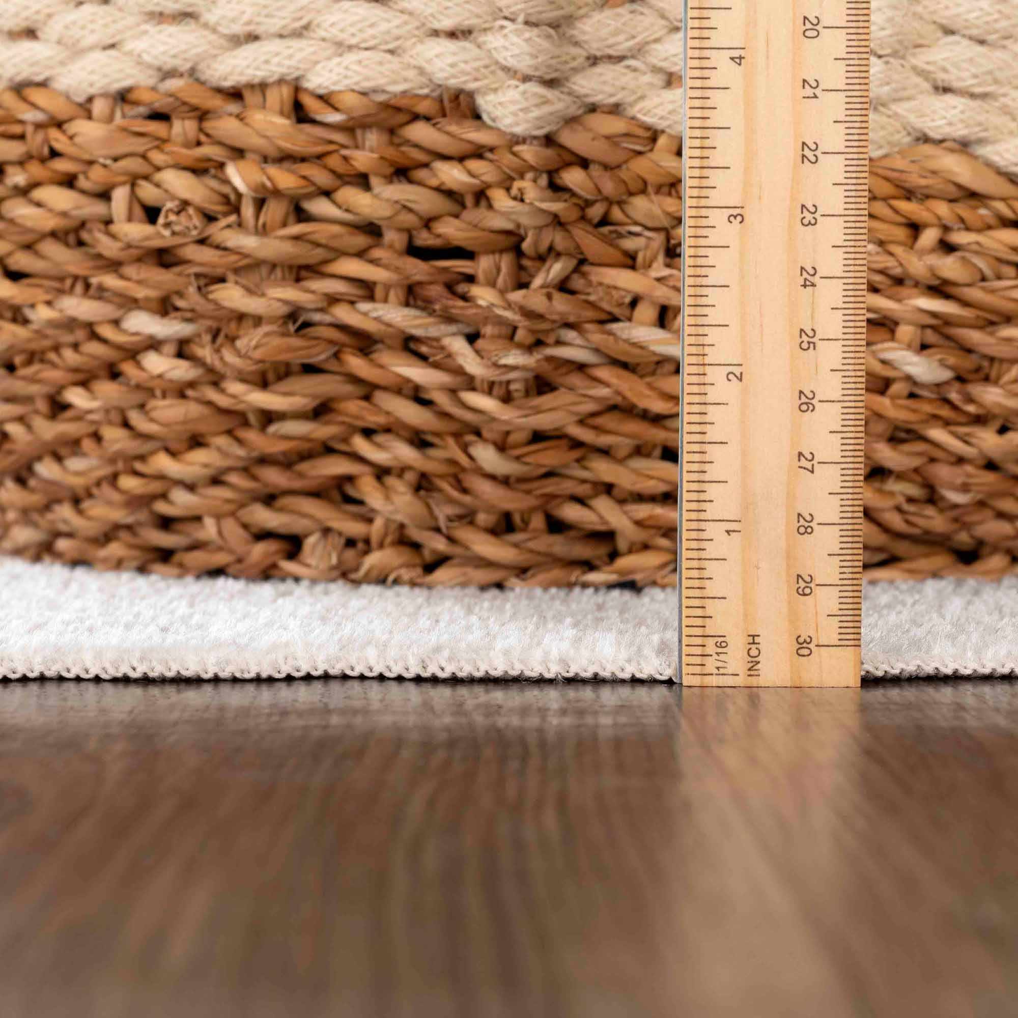 Arnon Modern Area Rug