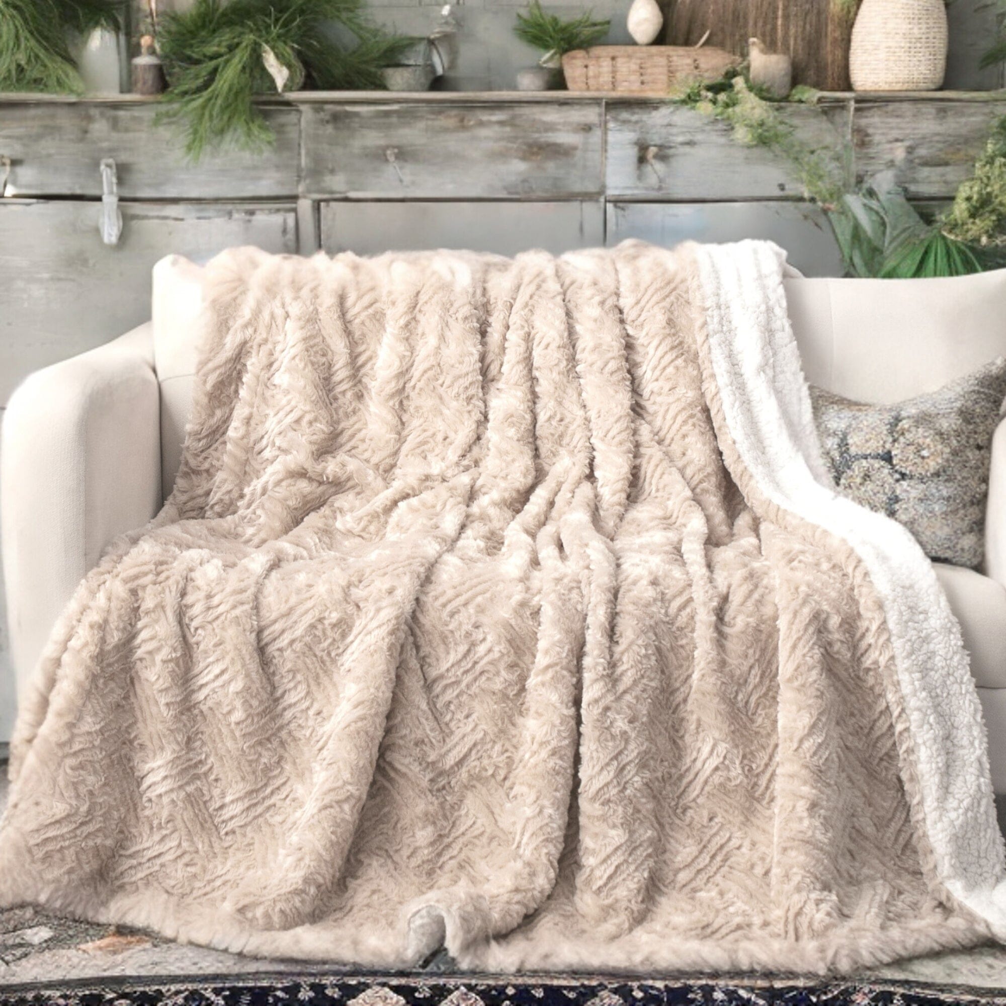 Champagne Ivory Faux Fur Throw Blanket
