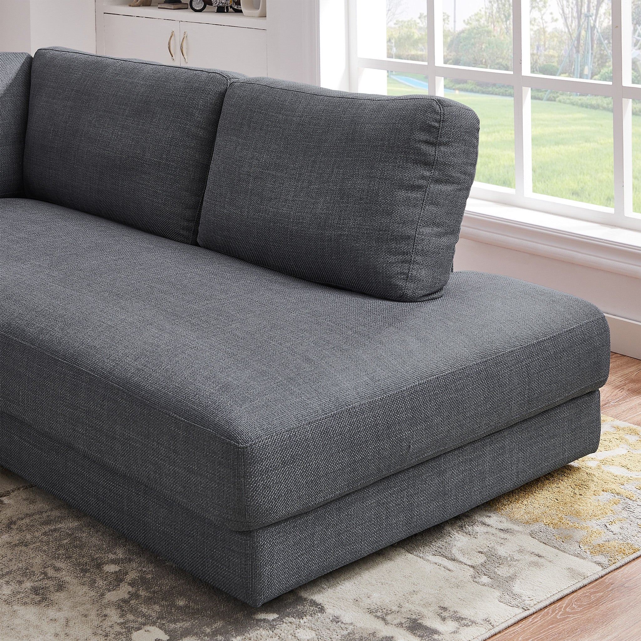 Glander Grey Fabric Right-Facing Sectional Sofa